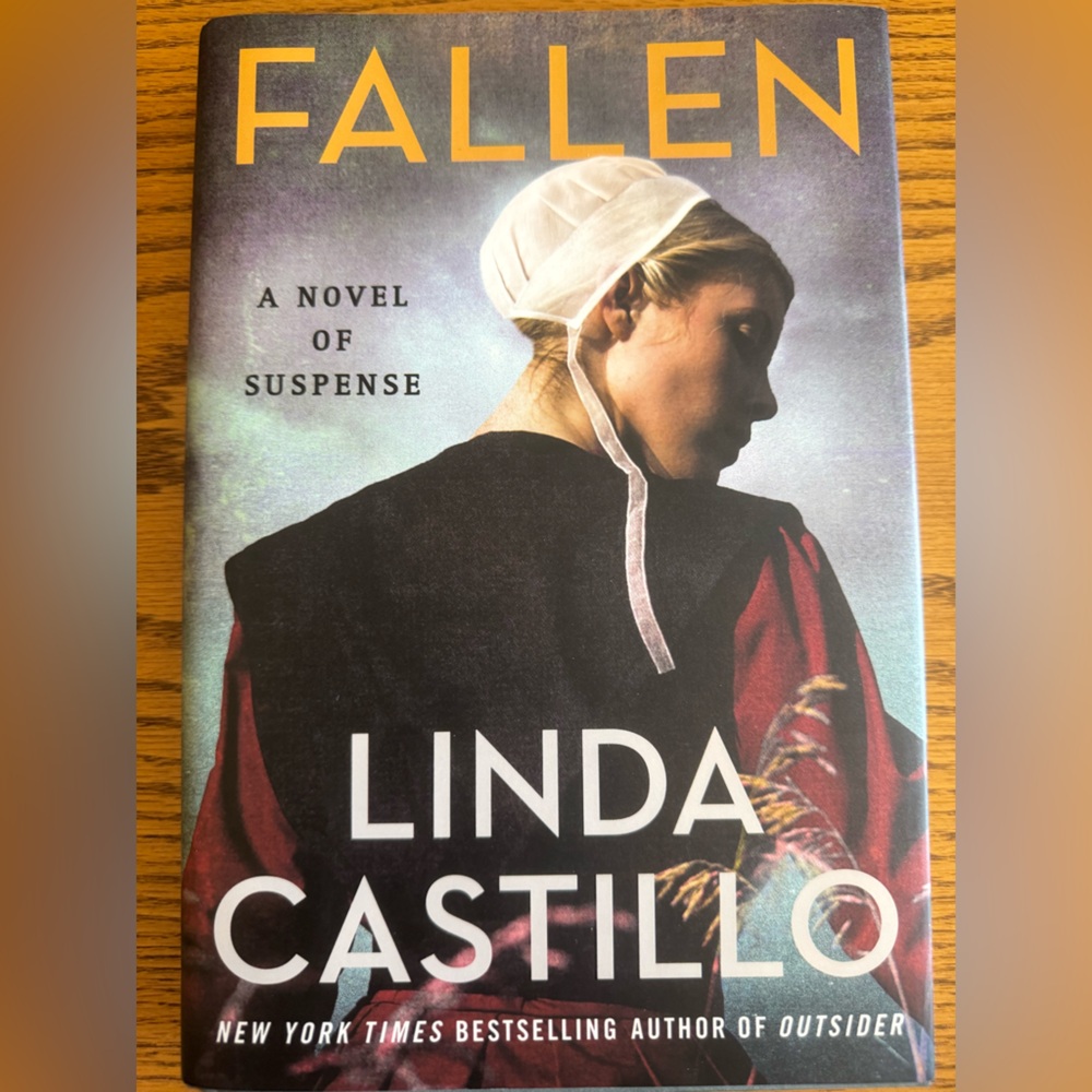 Fallen by - Black and White Coffee Table Book